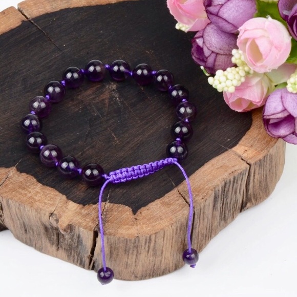 Jewelry - New! Amethyst Bead Bracelet